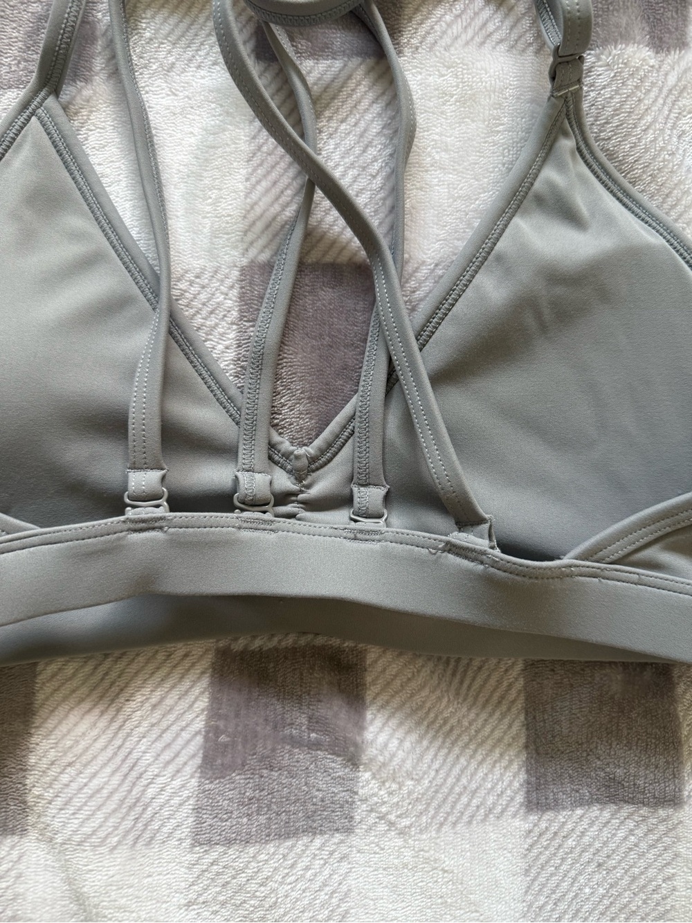 Minimal bra !! - Picture 6 of 7